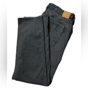 DUER Performance Denim Athletic Straight.